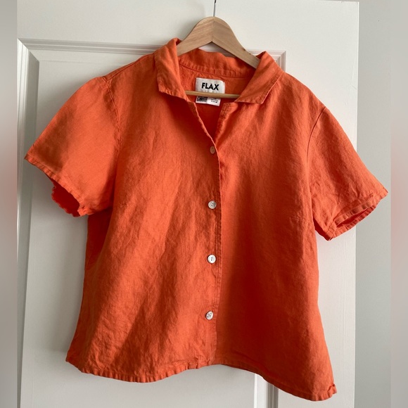 Flax Tops - Vintage Flax linen shirt with shell buttons — size L